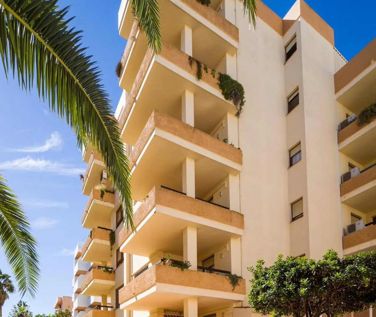 Apartamentos Arlanza - Only Adults Playa d'en Bossa 0*,  Spain