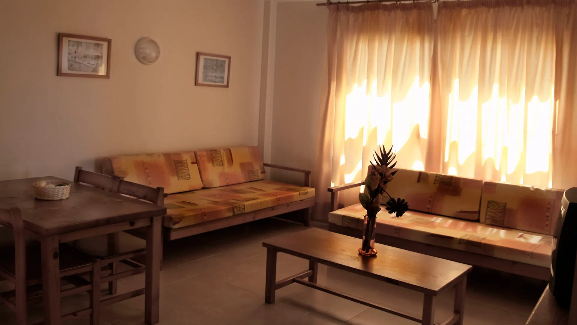 Apartamentos Arlanza - Only Adults Playa d'en Bossa 0*,  Spain